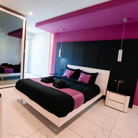 St Julians Flat With Jacuzzi Appartement San Ġiljan