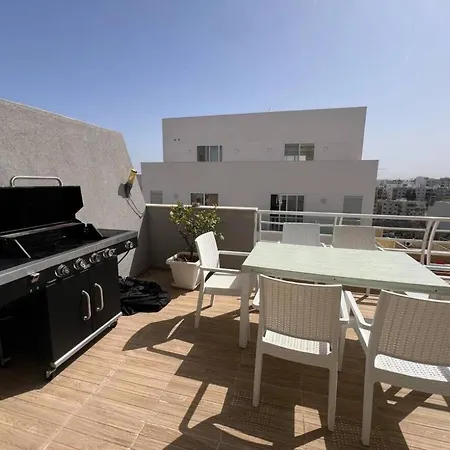 St Julians Flat With Jacuzzi Apartment *