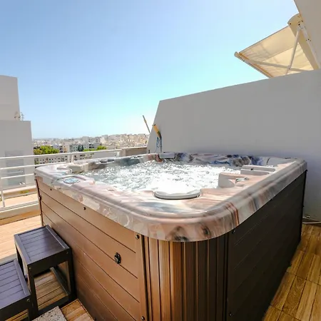 St Julians Flat With Jacuzzi Apartment Saint Julian's