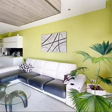 St Julians Flat With Jacuzzi Apartment