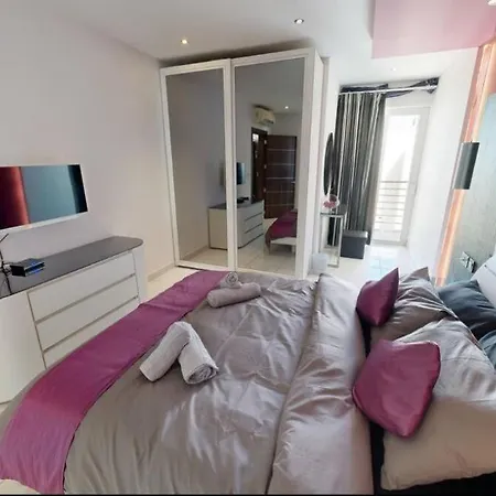 Apartment St Julians Flat With Jacuzzi